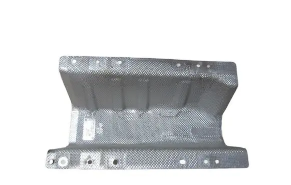 Volvo XC40 Exhaust heat shield 18R