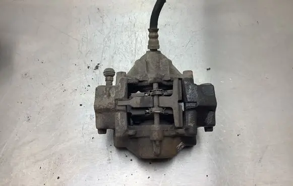 Mercedes-Benz C W203 Rear brake caliper 