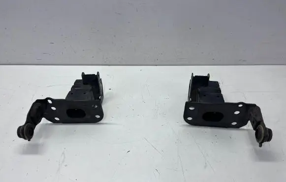 Audi Q7 4L Front bumper shock/impact absorber 4L0807133A 4L0807134C