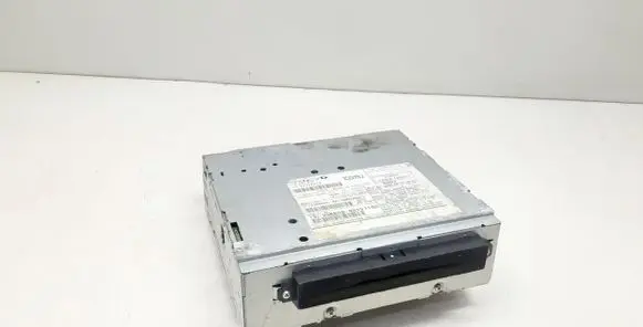 Volvo C70 Radio/CD/DVD/GPS head unit 31328059