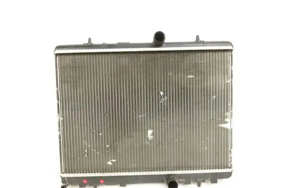 Peugeot 308 Coolant radiator 9674089680
