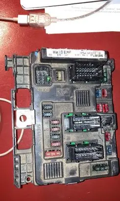 Citroen C3 Fuse module 964349888 1234