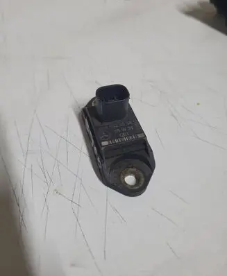 Mercedes-Benz E W211 Acceleration sensor 0045423518 05W31