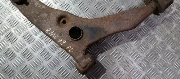 Mitsubishi Colt Front lower control arm/wishbone