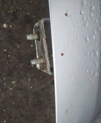 Nissan Primera Tailgate/trunk/boot hinge