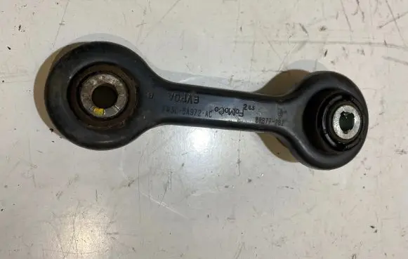 Ford Mustang VI Rear control arm FR3C5A972AC