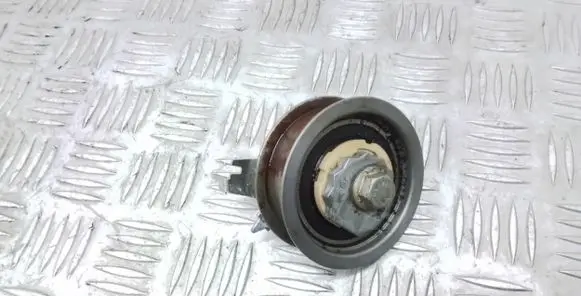 Volkswagen Jetta USA Generator/alternator belt tensioner 04C109479