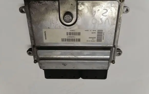 Volvo S40 Engine control unit/module 0797009132 P30650677
