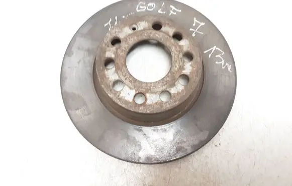Volkswagen Golf VII Rear brake disc
