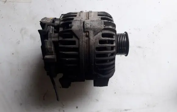 Opel Zafira A Generator/alternator
