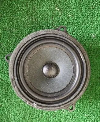 BMW 2 F46 Audio system kit 8715685