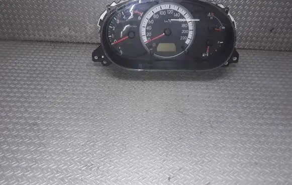 Mazda 5 Speedometer (instrument cluster) CC30D
