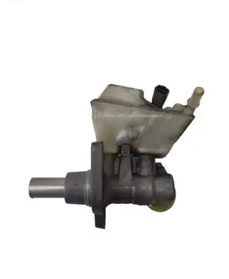 Master brake cylinder