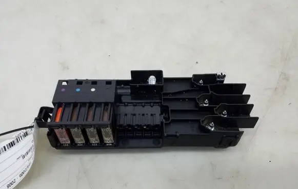 Mercedes-Benz ML W164 Fuse module A2115452601