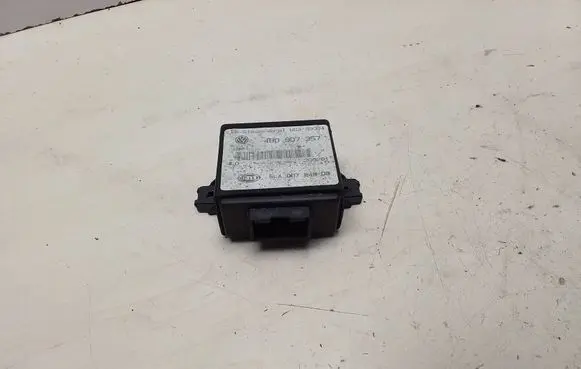 Audi A3 S3 8L Light module LCM 4B0907357 5LA00784500