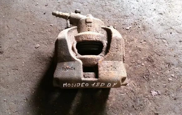 Ford Mondeo MK IV Front brake caliper