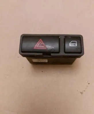 BMW X5 E53 Hazard light switch 8368920