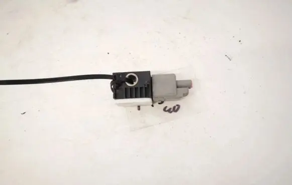 Ford Mondeo MK IV Airbag deployment crash/impact sensor 3m5t14b342ab 3m5t-14b342-ab