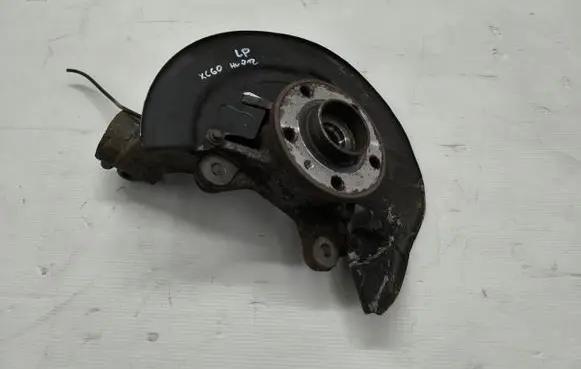 Volvo XC60 Front wheel hub spindle knuckle 
