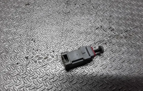 Clutch pedal sensor