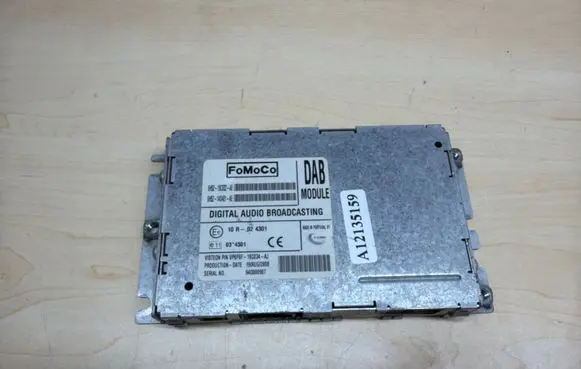 Jaguar XF X250 HiFi Audio sound control unit 6H5219C032AE