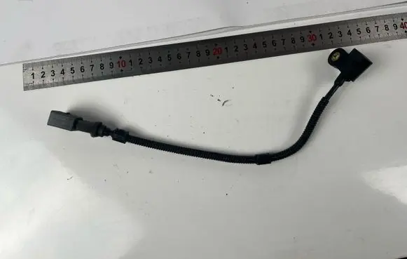 Audi Q5 SQ5 Camshaft position sensor 03L907601