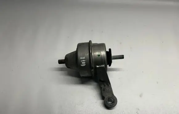 Mini One - Cooper Cabrio R52 Engine mount bracket 6763259 6764640