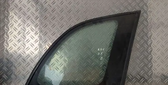 Toyota RAV 4 (XA20) Rear side window 43R00122