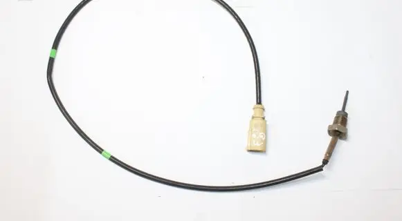Audi A3 S3 8P Exhaust gas temperature sensor 04L906088DM