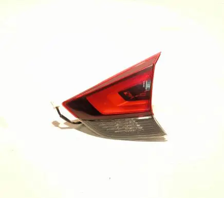 Nissan X-Trail T32 Tailgate rear/tail lights 22623746
