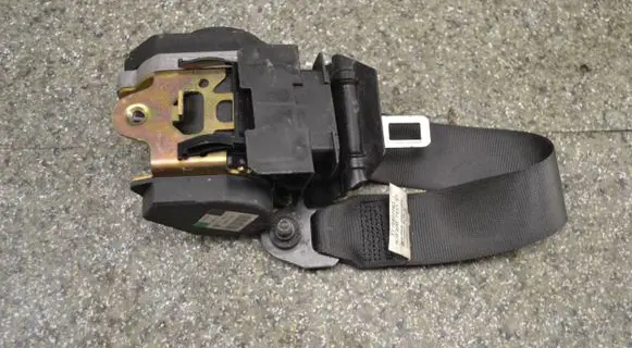 BMW 7 E65 E66 Front seatbelt 561148401