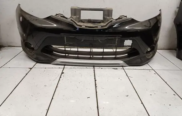 Nissan Qashqai Front bumper 22110061