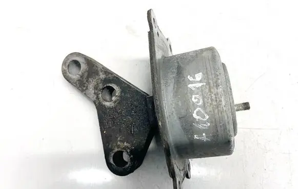 Opel Zafira B Engine mount bracket 511671286 51-167-1286