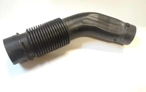 Opel Combo E Air intake hose/pipe 9810920980