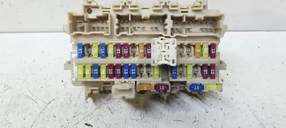 Renault Kadjar Fuse module 243808901R