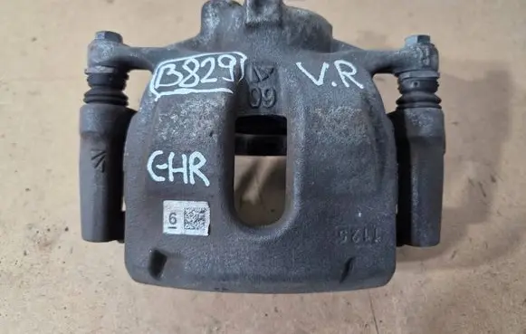 Toyota C-HR I Front brake caliper 