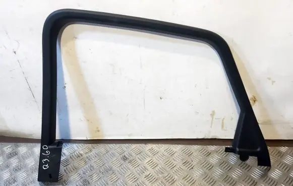 Audi Q3 8U Rear door window/glass frame 8U0867672