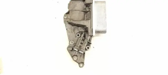 Mercedes-Benz R W251 Oil filter mounting bracket 2721800038 2721800410