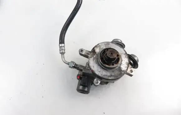 Porsche Cayenne (9PA) Fuel injection high pressure pump 94811031554
