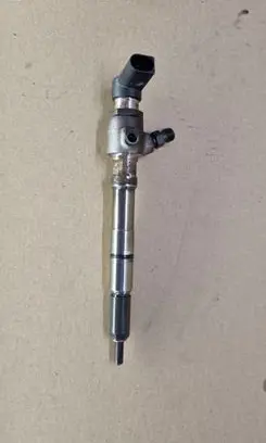 Skoda Octavia Mk2 (1Z) Fuel injector 03L130277B C001