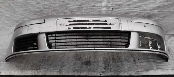 Volkswagen Golf V Front bumper ZDERZAKGOLFV