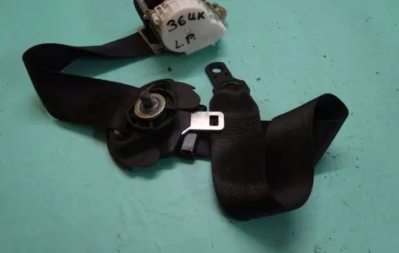 BMW X3 E83 Front seatbelt S13400711070