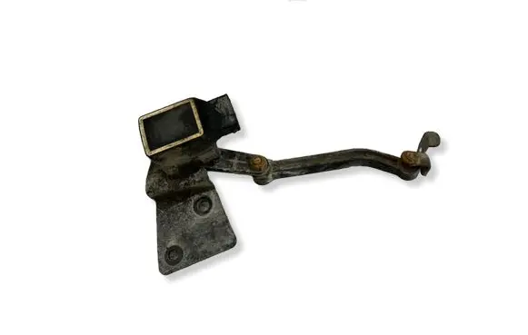 Mercedes-Benz ML W164 Air suspension front height level sensor A0105427717