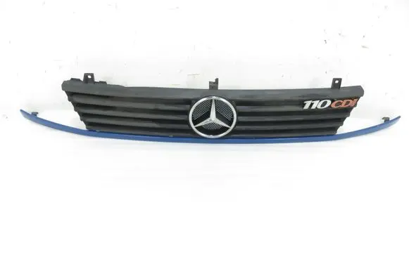Mercedes-Benz Vito Viano W638 Front grill A6388880415