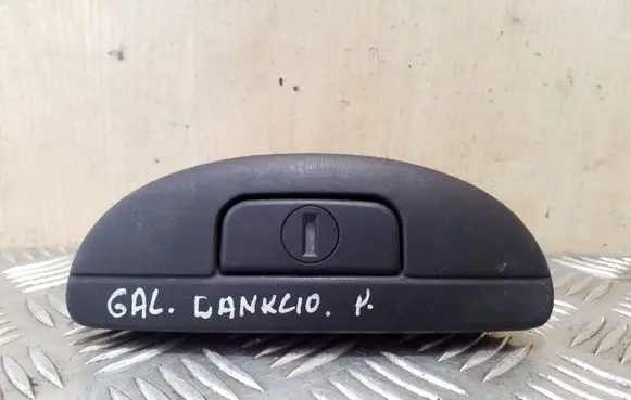Renault Scenic I Tailgate exterior lock 