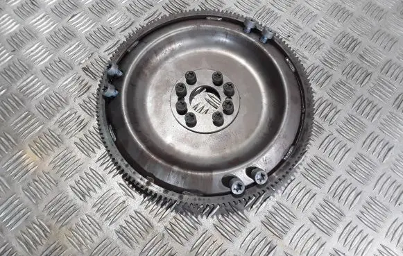 Mercedes-Benz ML W164 Flywheel A2720300512 0821901551110