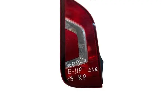 Volkswagen e-Up Rear/tail lights 1S0945095G 1S0915095G 1S0945111