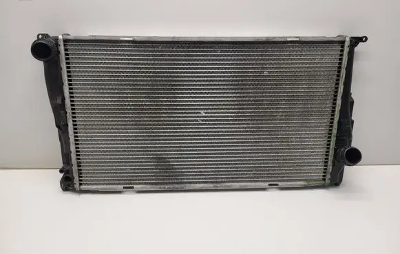 BMW X1 E84 Coolant radiator 78102470 7788903