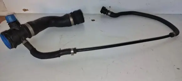 BMW 5 E60 E61 Engine coolant pipe/hose 7531579 7525641