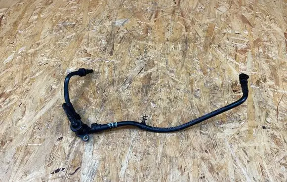 Mercedes-Benz C W205 Vacuum line/pipe/hose A2740180300 A2740180000